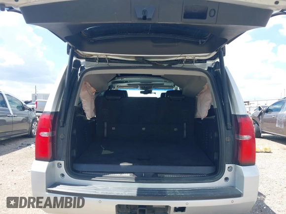 2020 Chevrolet Suburban LT with VIN 1GNSKHKC6LR274514, listed as a IAAI auction lot 42594553 with 38,291 mi miles and . Bid and sale history available at DreamBid. Image 17.