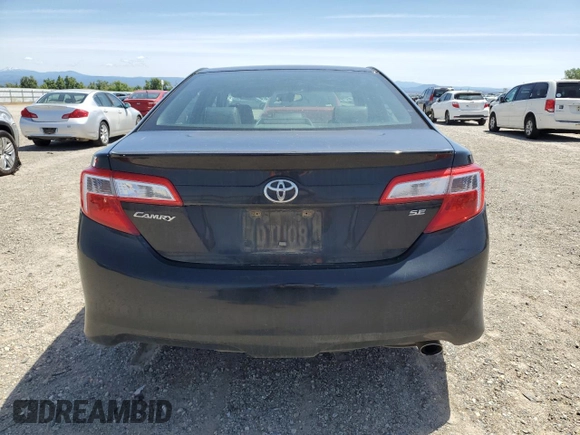 2014 Toyota Camry L with VIN 4T1BF1FK2EU338016, listed as a Copart auction lot 56800975 with 344,992 mi miles and Clean Title. Bid and sale history available at DreamBid. Image 6.