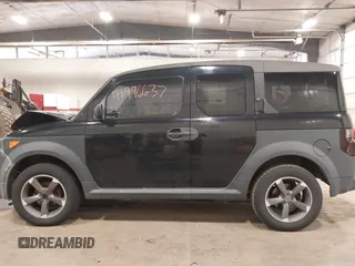 2005 Honda Element LX z VIN 5J6YH18345L014905, wystawiony jako IAAI lot #41996637 z przebiegiem 197 851 mil mil oraz . Historia ofert i sprzedaży dostępna na DreamBid. Obrazek 14.