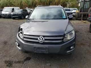 2016 Volkswagen Tiguan R-Line with VIN WVGBV7AX1GW548543, listed as a Copart auction lot 86662094 with 100,936 mi miles and Salvage Title. Bid and sale history available at DreamBid. Image 5.