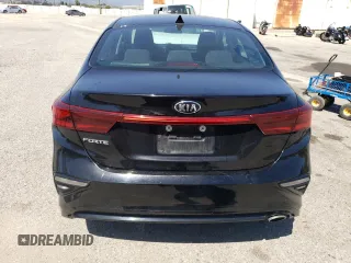 2021 Kia Forte LXS z VIN 3KPF24AD8ME306390, wystawiony jako Copart lot #56256895 z przebiegiem 78 456 mil mil oraz Szkoda całkowita • Salvage title. Historia ofert i sprzedaży dostępna na DreamBid. Obrazek 6.
