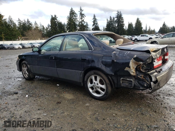 2001 Lexus ES 300 with VIN JT8BF28G015105905, listed as a Copart auction lot 46183805 with 202,449 mi miles and Salvage Title. Bid and sale history available at DreamBid. Image 2.