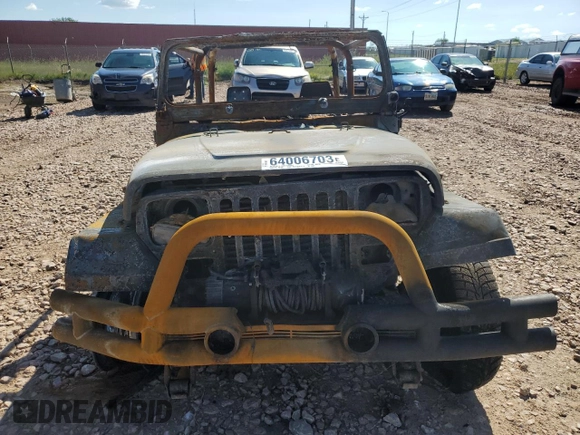 1992 Jeep Wrangler z VIN 2J4FY19P5NJ502467, wystawiony jako Copart lot #77054933 z przebiegiem Nie podano mil oraz Czysty tytuł • Clean title. Historia ofert i sprzedaży dostępna na DreamBid. Obrazek 5.