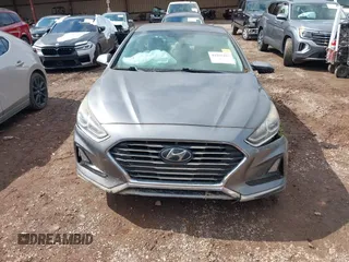 2018 Hyundai Sonata SE z VIN 5NPE24AF0JH641955, wystawiony jako IAAI lot #42255157 z przebiegiem 120 992 mil mil oraz . Historia ofert i sprzedaży dostępna na DreamBid. Obrazek 13.