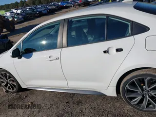 2021 Toyota Corolla SE with VIN 5YFS4MCE7MP061482, listed as a IAAI auction lot 40829549 with 137,629 mi miles. Bid and sale history available at carsss.com. Image 14.