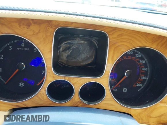 2007 Bentley Continental GT z VIN SCBDR33W17C044528, wystawiony jako IAAI lot #42308345 z przebiegiem Nie podano mil oraz . Historia ofert i sprzedaży dostępna na DreamBid. Obrazek 7.