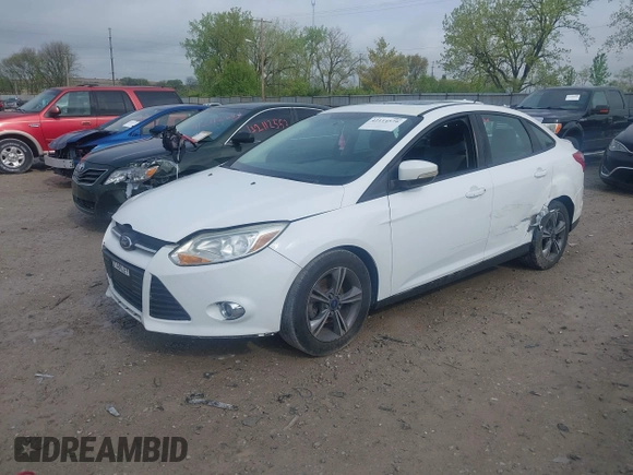 2014 Ford Focus SE with VIN 1FADP3F29EL353274, listed as a IAAI auction lot 42114579 with 140,937 mi miles and . Bid and sale history available at carsss.com. Image 2.