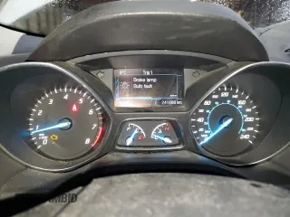 2014 Ford Escape SE with VIN 1FMCU9G94EUE30359, listed as a Copart auction lot 50606525 with 241,898 mi miles and Salvage Title. Bid and sale history available at carsss.com. Image 9.