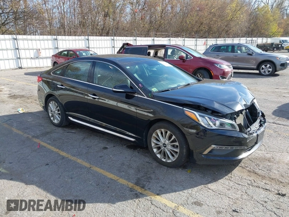 2015 Hyundai Sonata Limited with VIN 5NPE34AF4FH082978, listed as a IAAI auction lot 40717431 with 84,870 mi miles and . Bid and sale history available at carsss.com. Image 1.