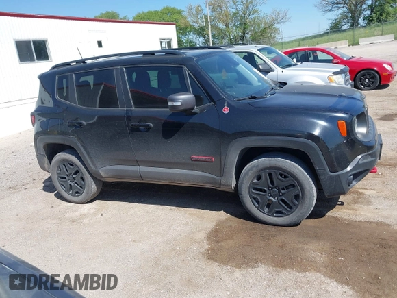 2018 Jeep Renegade Trailhawk with VIN ZACCJBCB0JPG78827, listed as a IAAI auction lot 42240590 with 72,736 mi miles and . Bid and sale history available at DreamBid. Image 14.