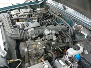 1995 Ford Explorer Eddie Bauer with VIN 1FMDU34X2SUB37883, listed as a IAAI auction lot 41918895 with 253,154 mi miles and . Bid and sale history available at DreamBid. Image 13.