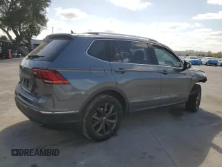 2022 Volkswagen Tiguan SE z VIN 3VV3B7AX2NM036550, wystawiony jako Copart lot #53786995 z przebiegiem 113 652 mil mil oraz Nie do naprawy • Non repairable. Historia ofert i sprzedaży dostępna na DreamBid. Obrazek 3.