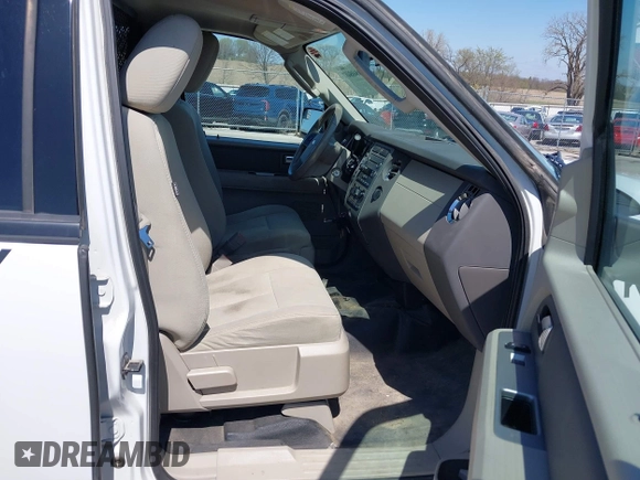 2014 Ford Expedition XL with VIN 1FMJU1G55EEF63356, listed as a IAAI auction lot 42080807 with 136,953 mi miles and . Bid and sale history available at DreamBid. Image 5.