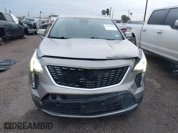 2022 Cadillac XT4 FWD Premium Luxury with VIN 1GYFZCR45NF164754, listed as a IAAI auction lot 41278705 with 65,698 mi miles. Bid and sale history available at carsss.com. Image 12.