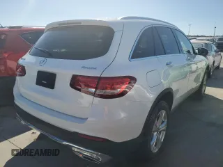 2018 Mercedes-Benz GLC with VIN WDC0G4KB6JV061711, listed as a Copart auction lot 63247122 with 0 mi miles. Bid and sale history available at carsss.com. Image 4.