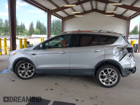2013 Ford Escape Titanium с VIN 1FMCU9J98DUB24112, выставлен на аукционе IAAI как лот 42338121 с пробегом 162 786 миль миль и . История ставок и продаж доступна на DreamBid. Изображение 15.
