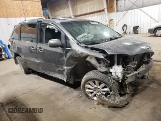 2012 Toyota Sienna XLE с VIN 5TDDK3DC3CS040365, выставлен на аукционе Copart как лот 63818815 с пробегом Не указан миль и Списание • Salvage title. История ставок и продаж доступна на DreamBid. Изображение 4.