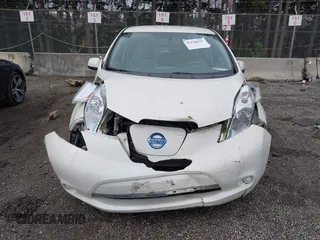 2016 Nissan LEAF SL with VIN 1N4BZ0CP5GC306794, listed as a IAAI auction lot 41120675 with 46,819 mi miles. Bid and sale history available at carsss.com. Image 12.