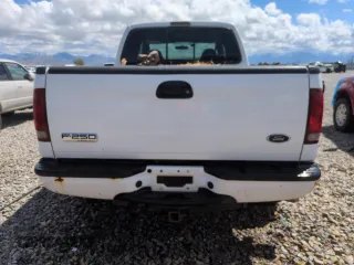 2006 Ford F-250 XL with VIN 1FTSW21P86EC38270, listed as a Copart auction lot 54608525 with 191,044 mi miles and Salvage title. Bid and sale history available at DreamBid. Image 6.