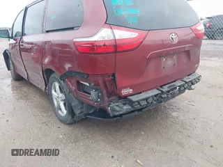 2019 Toyota Sienna XLE Auto Access Seat with VIN 5TDYZ3DC5KS971445, listed as a IAAI auction lot 41494373 with 147,578 mi miles. Bid and sale history available at carsss.com. Image 17.