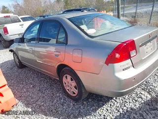 2003 Honda Civic LX with VIN 1HGES16693L001508, listed as a IAAI auction lot 41338221 with 199,293 mi miles. Bid and sale history available at carsss.com. Image 3.