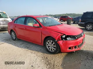 2013 Volkswagen Jetta SE with VIN 3VWDP7AJ8DM296673, listed as a Copart auction lot 60319295 with 236,599 mi miles and Salvage title. Bid and sale history available at DreamBid. Image 4.