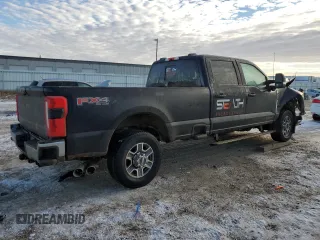 2023 Ford F-350 XL with VIN 1FT8W3BT5PED85644, listed as a Copart auction lot 82908884 with 39,807 mi miles and Salvage title. Bid and sale history available at DreamBid. Image 3.