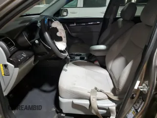 2015 Kia Sorento LX with VIN 5XYKT3A68FG593730, listed as a Copart auction lot 83308664 with 145,209 mi miles and Salvage Title. Bid and sale history available at carsss.com. Image 7.