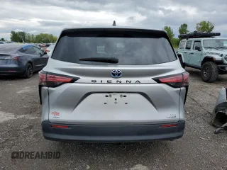 2021 Toyota Sienna XLE with VIN 5TDGSKFC6MS027079, listed as a Copart auction lot 67505344 with 36,686 mi miles and Salvage Title. Bid and sale history available at carsss.com. Image 6.
