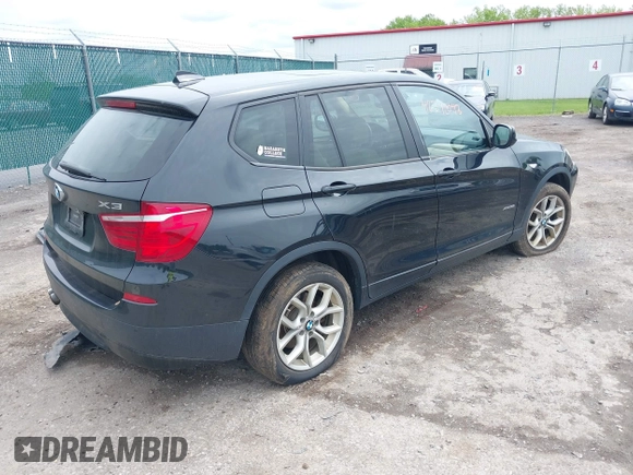 2014 BMW X3 xDrive35i z VIN 5UXWX7C5XE0E77033, wystawiony jako IAAI lot #42342043 z przebiegiem 117 992 mil mil oraz . Historia ofert i sprzedaży dostępna na DreamBid. Obrazek 4.