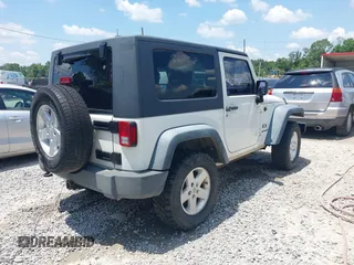 2009 Jeep Wrangler X with VIN 1J4FA24149L781794, listed as a IAAI auction lot 42352426 with 99,128 mi miles and . Bid and sale history available at DreamBid. Image 4.