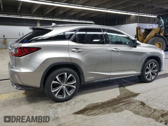 2019 Lexus RX with VIN 2T2BGMCA5KC039316, listed as a Copart auction lot 48419805 with 104,248 mi miles and Salvage Title. Bid and sale history available at carsss.com. Image 3.