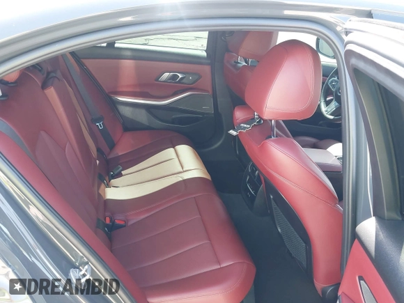 2023 BMW 3 Series 330i с VIN 3MW69FF08P8C94593, выставлен на аукционе IAAI как лот 42082752 с пробегом 36 066 миль миль и . История ставок и продаж доступна на DreamBid. Изображение 8.