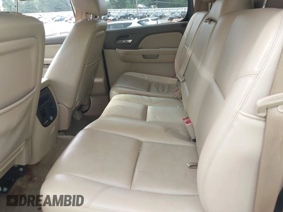 2013 Chevrolet Avalanche LTZ with VIN 3GNMCGE01DG280823, listed as a IAAI auction lot 42523302 with 193,255 mi miles and . Bid and sale history available at DreamBid. Image 8.