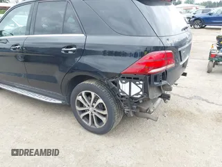 2016 Mercedes-Benz GLE 350 с VIN 4JGDA5HB5GA653439, выставлен на аукционе IAAI как лот 42262079 с пробегом 84 639 миль миль и . История ставок и продаж доступна на DreamBid. Изображение 18.