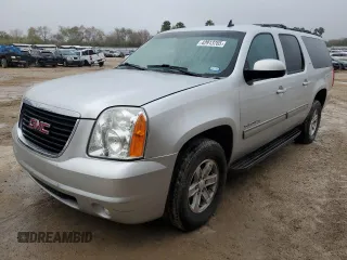 2014 GMC Yukon XL SLT with VIN 1GKS1KE04ER239326, listed as a Copart auction lot 42913765 with 207,017 mi miles and Clean Title. Bid and sale history available at carsss.com. Image 1.