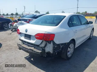 2012 Volkswagen Jetta S with VIN 3VW2K7AJ4CM395270, listed as a IAAI auction lot 42442811 with 164,952 mi miles and . Bid and sale history available at DreamBid. Image 4.