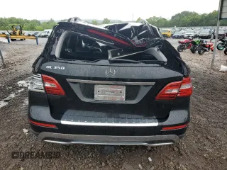 2014 Mercedes-Benz M 350 with VIN 4JGDA5JB2EA313401, listed as a Copart auction lot 58423635 with 122,011 mi miles and Salvage title. Bid and sale history available at DreamBid. Image 6.