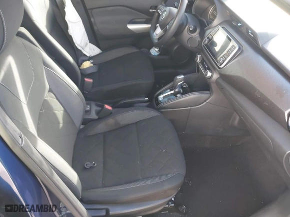 2019 Nissan Kicks SV with VIN 3N1CP5CUXKL482280, listed as a IAAI auction lot 41280784 with 78,377 mi miles. Bid and sale history available at carsss.com. Image 5.