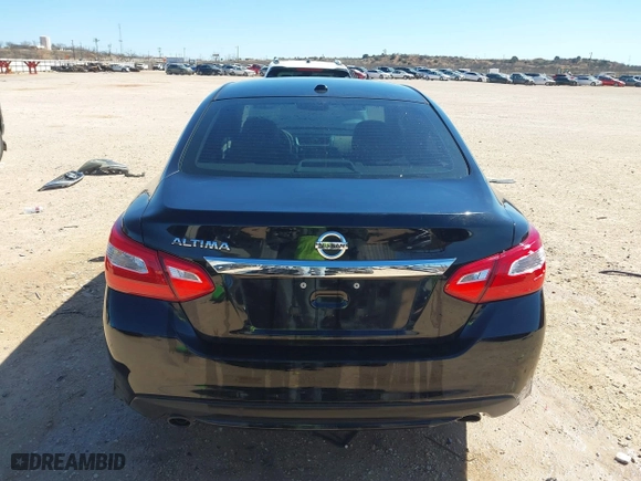 2017 Nissan Altima 2.5 SR with VIN 1N4AL3AP2HC258805, listed as a IAAI auction lot 41576085 with 137,491 mi miles. Bid and sale history available at carsss.com. Image 17.