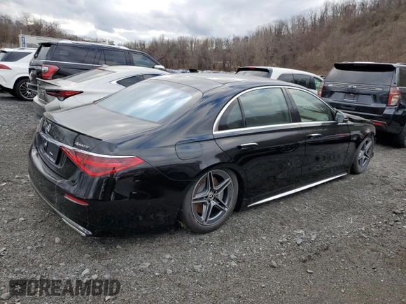 2024 Mercedes-Benz S 580e with VIN W1K6G6KB9RA304206, listed as a Copart auction lot 82554974 with 2,800 mi miles and Salvage Title. Bid and sale history available at DreamBid. Image 3.