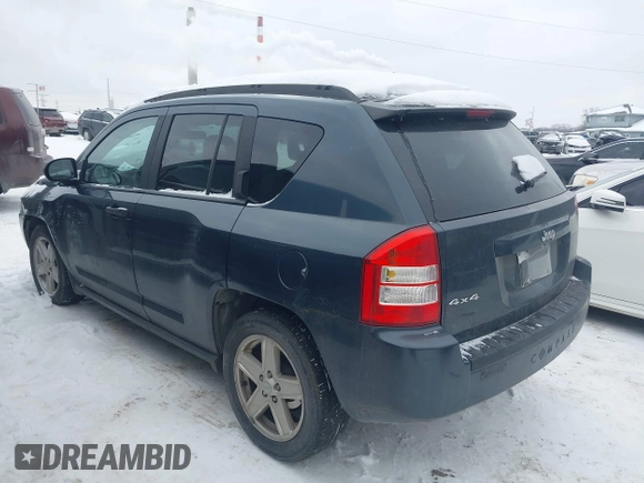 2007 Jeep Compass Sport with VIN 1J8FF47W37D260933, listed as a IAAI auction lot 41339447 with 0 mi miles. Bid and sale history available at carsss.com. Image 3.