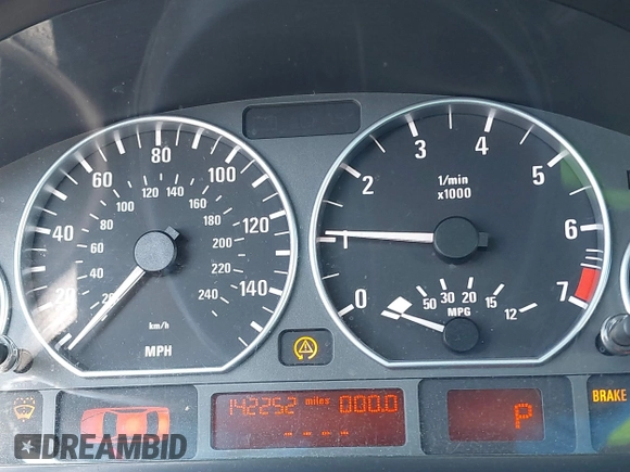 2005 BMW 3 Series 330xi with VIN WBAEW534X5PN40144, listed as a IAAI auction lot 42007301 with 142,252 mi miles and . Bid and sale history available at DreamBid. Image 7.