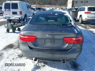 2017 Jaguar XE 35t Premium with VIN SAJAJ4BV4HA976341, listed as a IAAI auction lot 41368695 with 62,573 mi miles. Bid and sale history available at carsss.com. Image 17.
