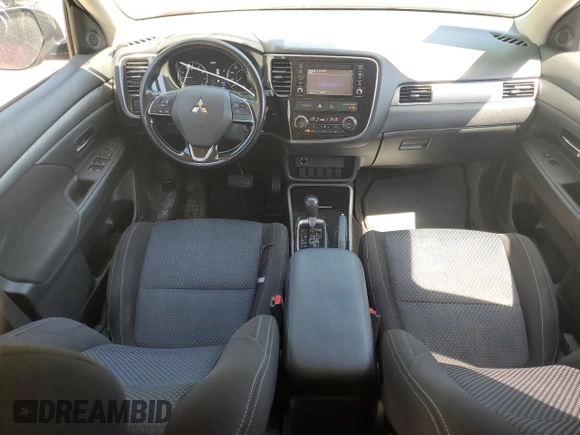 2017 Mitsubishi Outlander ES z VIN JA4AZ2A36HZ000780, wystawiony jako Copart lot #54489305 z przebiegiem 89 370 mil mil oraz Szkoda całkowita • Salvage title. Historia ofert i sprzedaży dostępna na DreamBid. Obrazek 8.