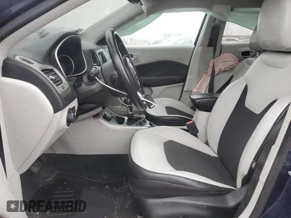 2018 Jeep Compass Latitude с VIN 3C4NJDBBXJT223594, выставлен на аукционе Copart как лот 55035855 с пробегом 92 074 миль миль и Списание • Salvage title. История ставок и продаж доступна на DreamBid. Изображение 7.
