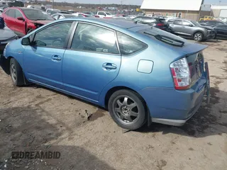 2007 Toyota Prius z VIN JTDKB20U677674057, wystawiony jako IAAI lot #41663525 z przebiegiem Nie podano mil oraz . Historia ofert i sprzedaży dostępna na DreamBid. Obrazek 3.