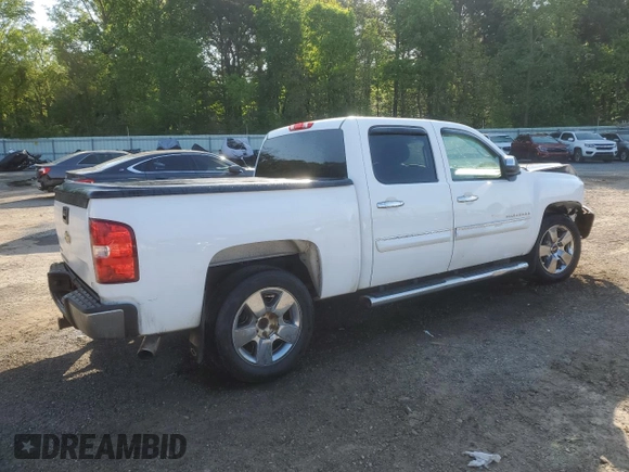 2011 Chevrolet Silverado 1500 LT with VIN 3GCPCSE03BG371260, listed as a Copart auction lot 52229825 with 145,108 mi miles and Salvage Title. Bid and sale history available at DreamBid. Image 3.