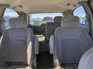 2002 Chrysler Town & Country eL with VIN 2C4GP34322R644608, listed as a Copart auction lot 46716585 with 218,557 mi miles and Clean Title. Bid and sale history available at carsss.com. Image 10.