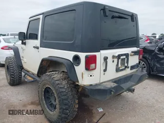 2008 Jeep Wrangler X z VIN 1J4FZ24108L653849, wystawiony jako IAAI lot #42305913 z przebiegiem 220 937 mil mil oraz . Historia ofert i sprzedaży dostępna na DreamBid. Obrazek 6.